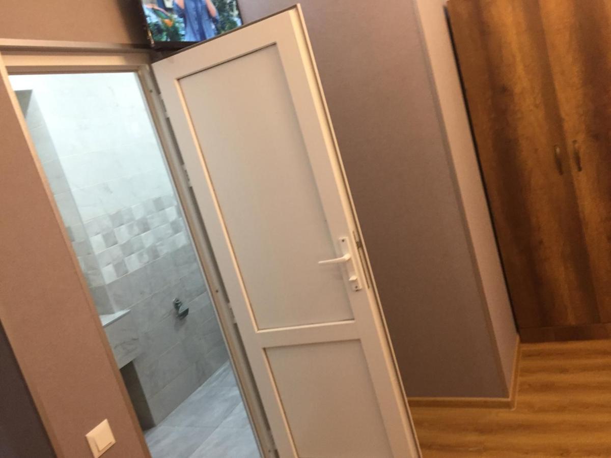 Hotel Comfort Kutaisi Zewnętrze zdjęcie